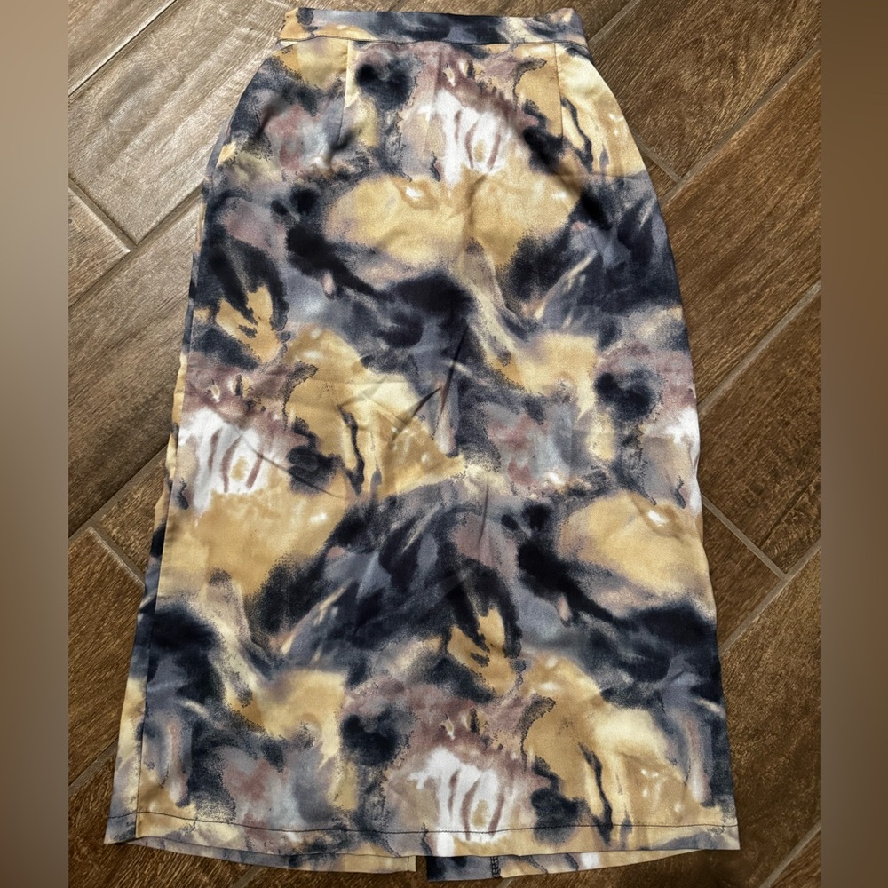Kapok Abstract Print Midi Skirt